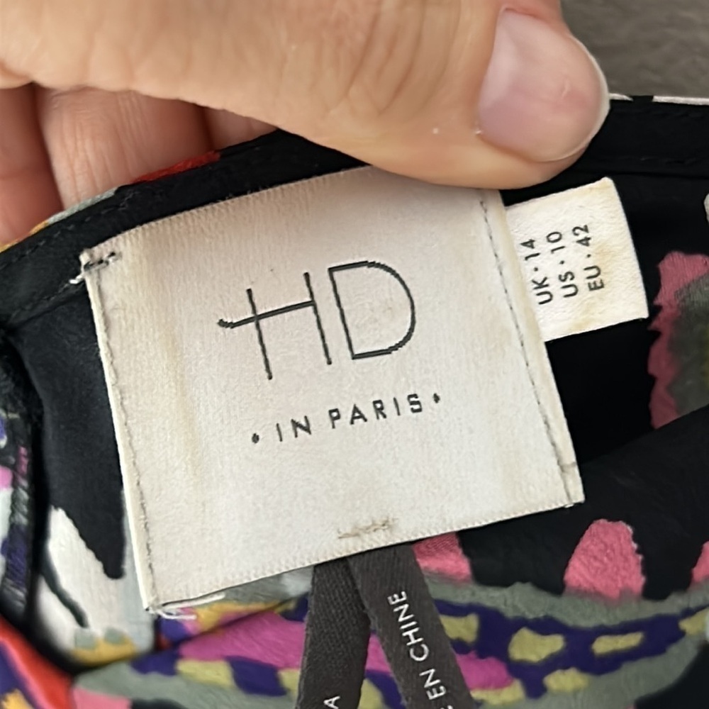 ANTHROPOLOGIE HD IN PARIS Moon Struck Asymmetrical 100% Silk Cami Top Si… - Picture 9 of 14